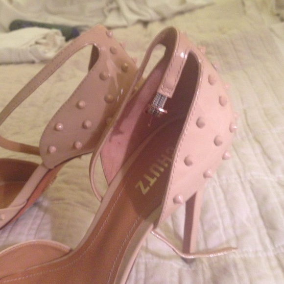 Schutz nude patent leather spike heel - Picture 2 of 3